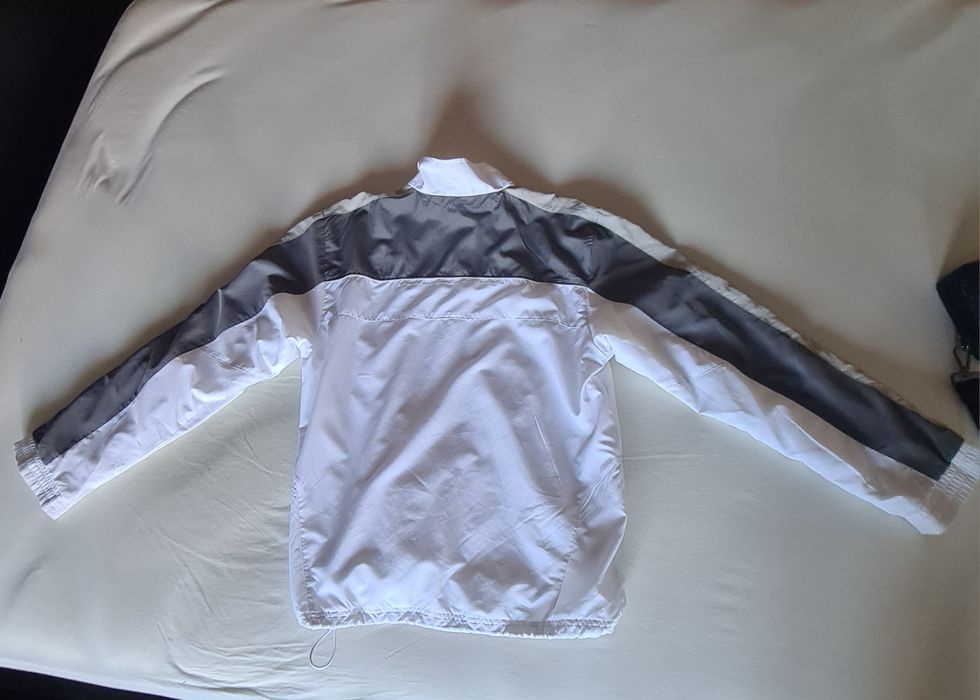 Casaco adidas branco e cinzento