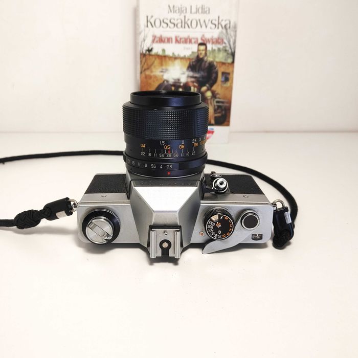 Srebrna lustrzanka analogowa PRAKTICA LTL szerokokątny REXTAR 2,8/28mm