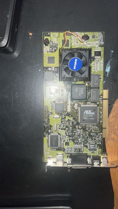 Placa Matrox RT.X100 Xtreme (nova)