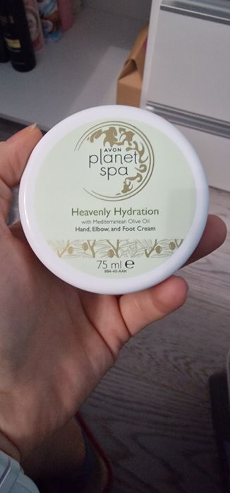 Krem do rak, stop i lokci