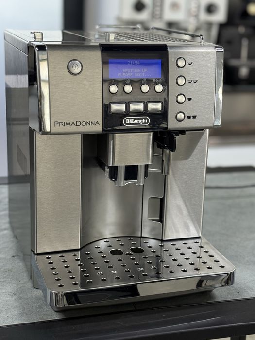 Автоматична кавомашина De’Longhi PrimaDonna ESAM 6600