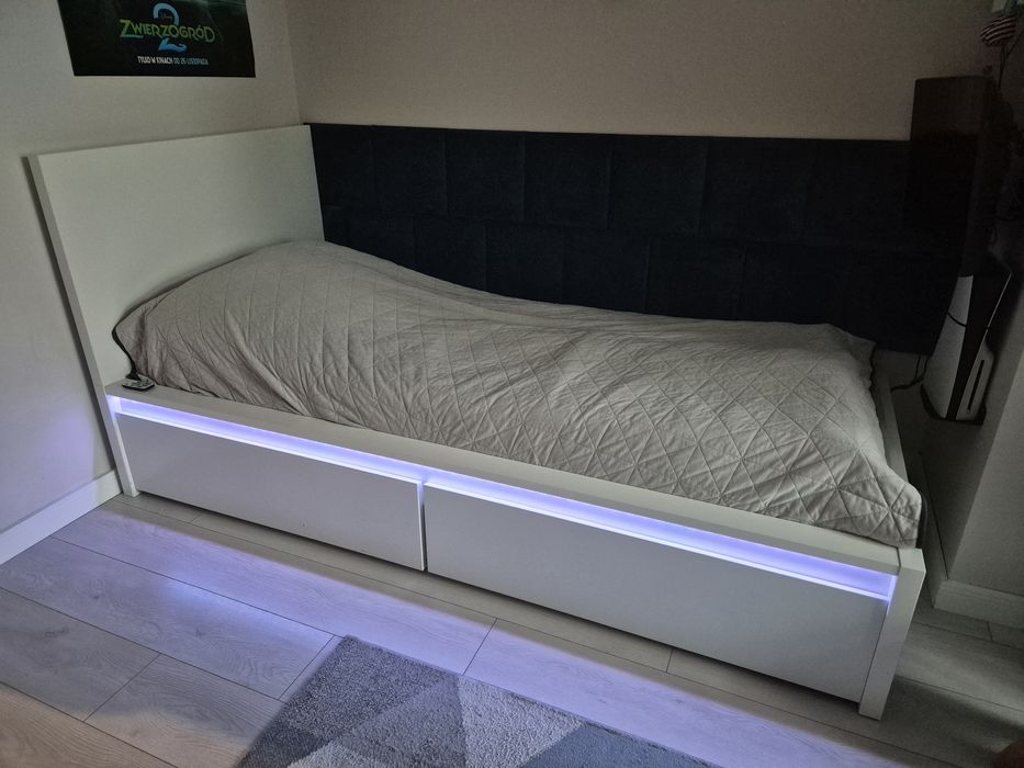 Łóżko IKEA MALM 90×200 z szufladami i materacem + led