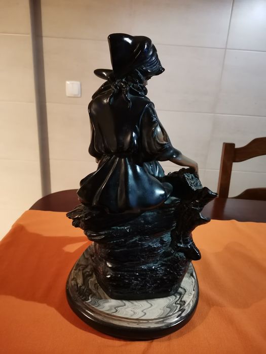 Peça Decorativa em mármore como nova