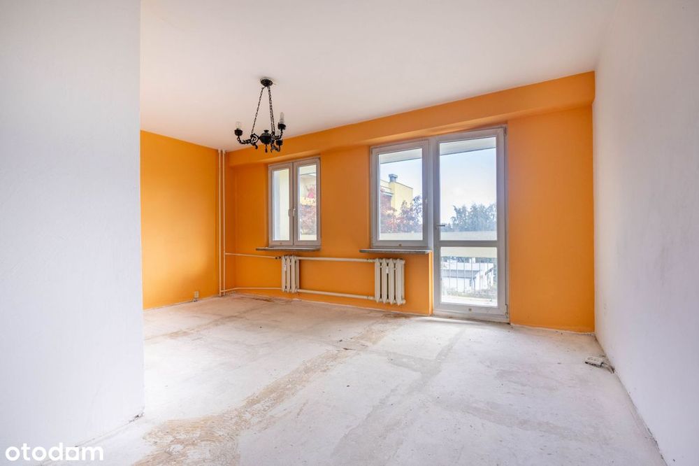 2 pokoje + sakon i duży balkon. Rozkładowe mieszkanie z potencjałem