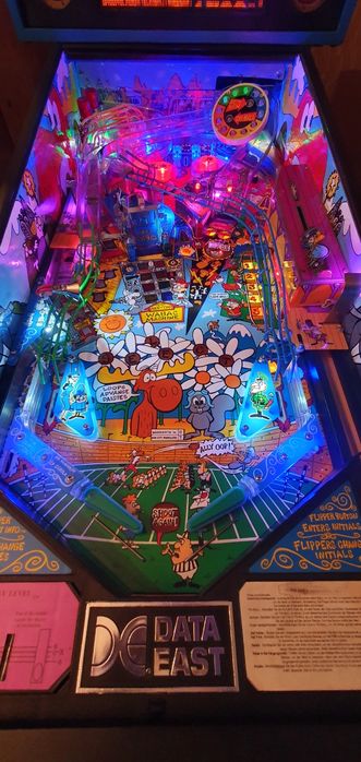Flipper fliper pinball Rocky and Bullwinkle