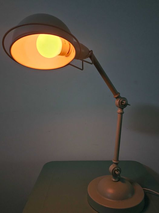 Candeeiro de Secretária MADE Ajustável Verde Menta | Design Moderno