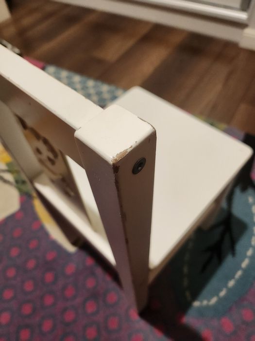 Krzesełko dla małego dziecka