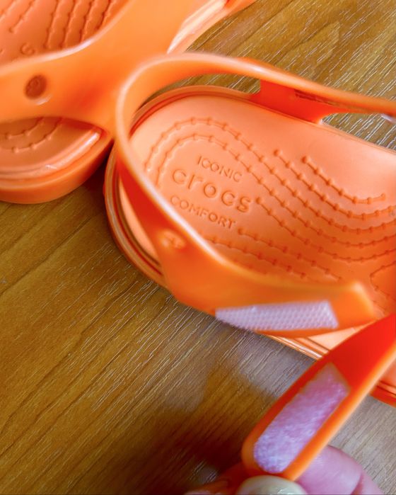 Дитячі босоніжки сандалі Crocs (оригінал), розмір C6 (23 розмір)