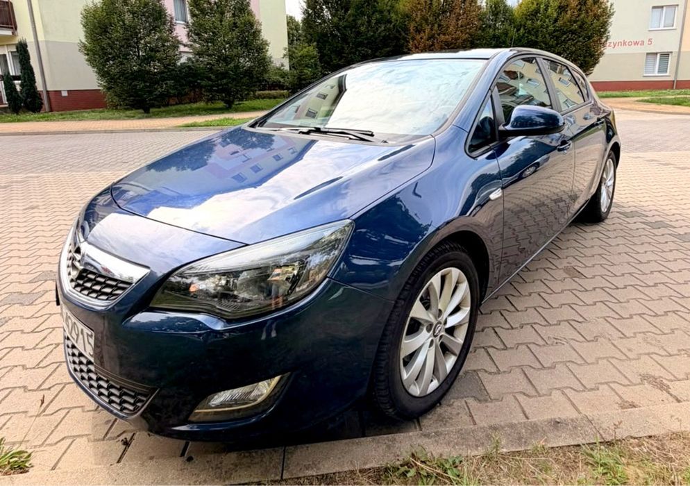 Opel Astra 1.7 CDTI 110 KM