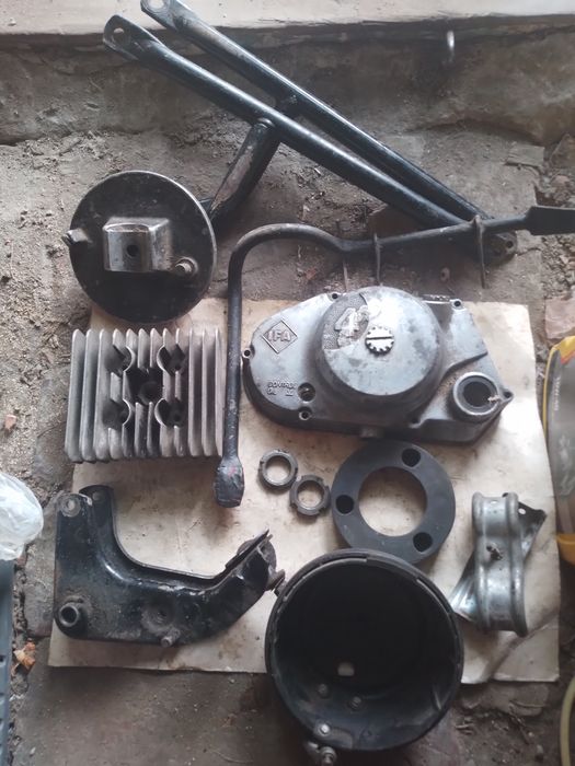 Боковые крышки симсон,simson,сімсон: 180 грн. - Інші мотозапчастини ...