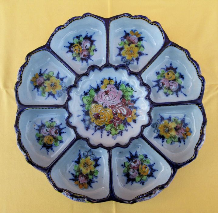 Antigo Grande Prato de Aperitivos em Faiança de ALCOBAÇA, EPL anos 50