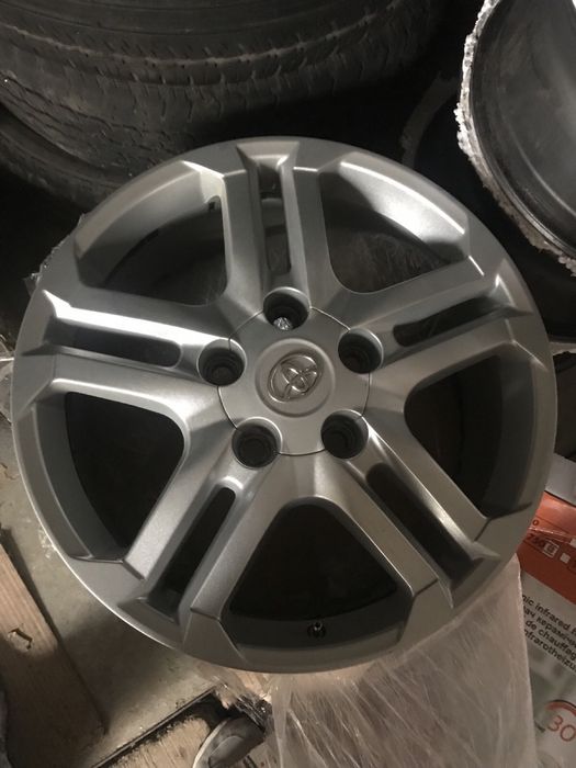 Продам диски на Тойота LC200