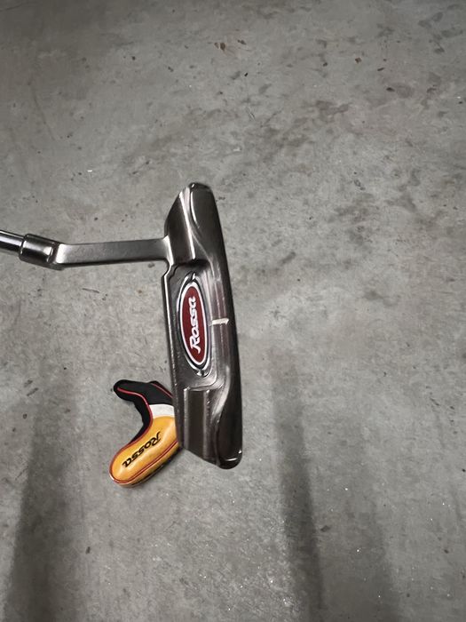Putter- taco golfe esquerdinos