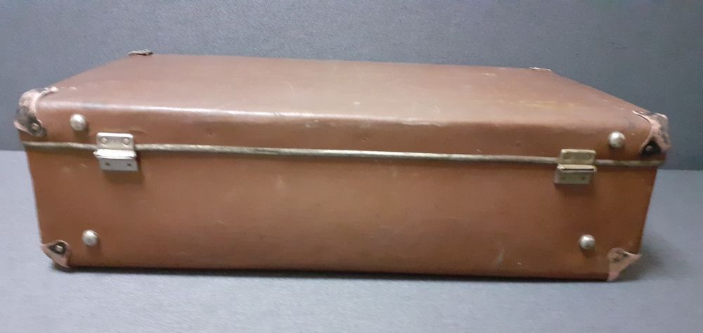 Вінтажна  валіза