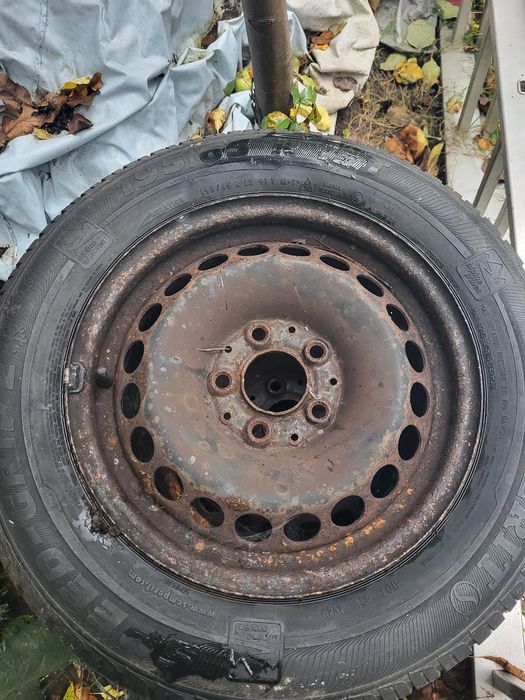 Mercedes dekle 15 do kół. stalowych  felgi kola zimowe