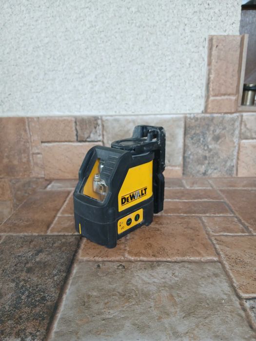 Dewalt  Лазерный уровень Dewalt DW088