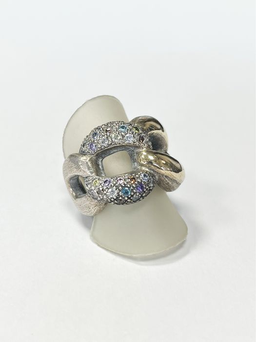 Anel em prata com pedras coloridas