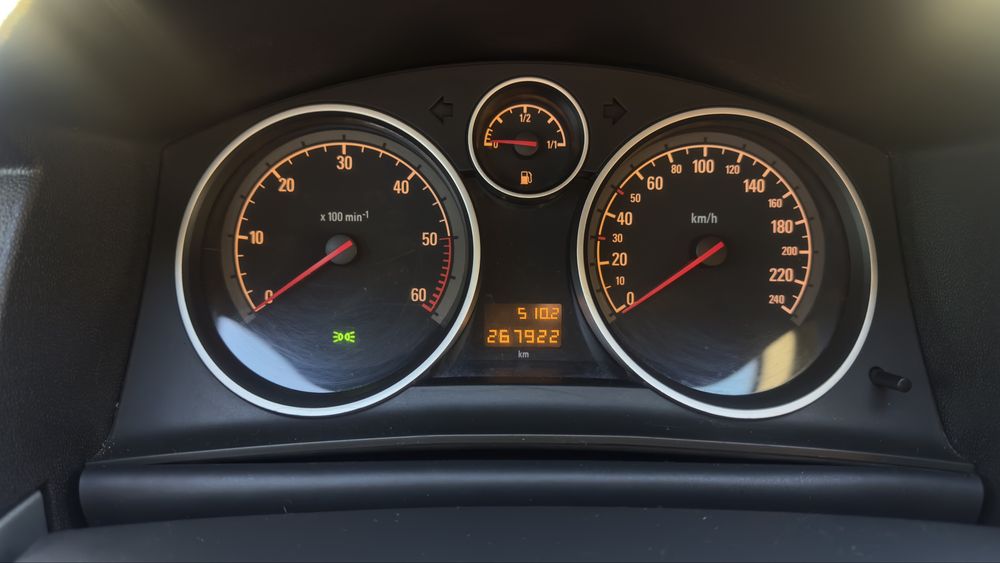 Opel Astra H 1.7 дизель 2009