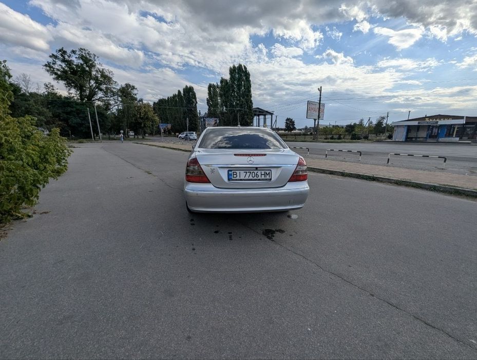 Мерседес w211 2.2 cdi
