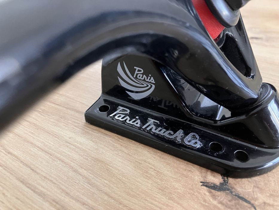 Paris Trucks V3 180 + Venom Bushings + hardware – zestaw longboard