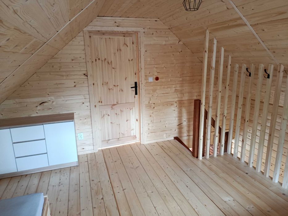 Domek nad jeziorem w Borach Tucholskich