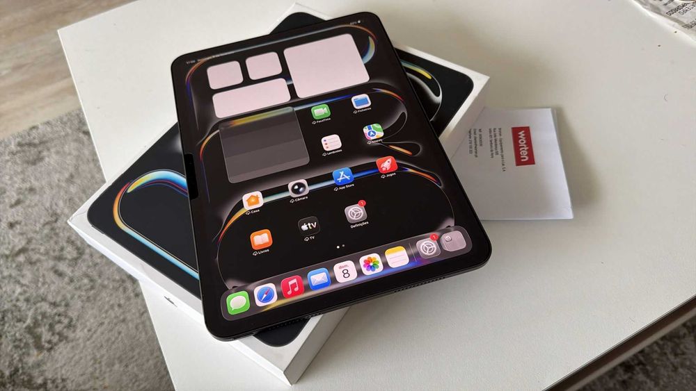 Vendo iPad Pro 11" 256Gb WiFi Preto Fatura Garantia