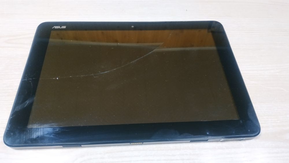 Планшет ASUS Tablet  Model T101H лептоп
