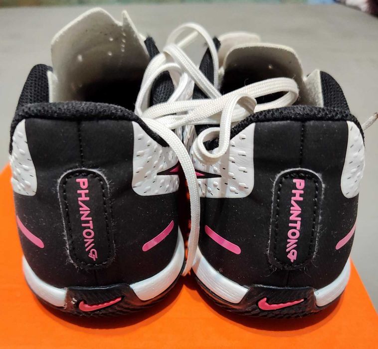 Nike
Buty halowe Nike Phantom GT Academy