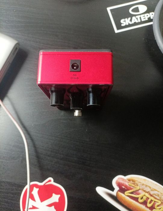 pedal de distorção Forge Metal 9v