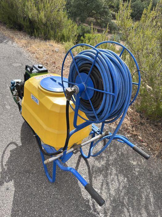 Maquina pulverizadora Sulfatar Motorizada