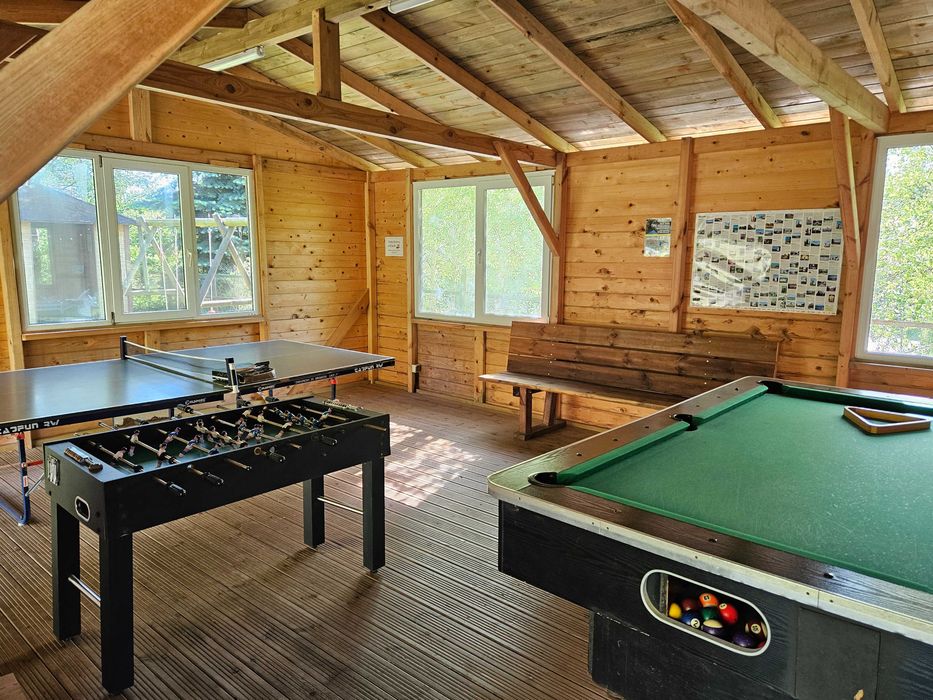 Domki letniskowe Przy Leśniczówce - Sauna - Jacuzzi - Domki nad jeziorem- Bory Tucholskie- Kaszuby, rodzinny wypoczynek, plac zabaw, stawy