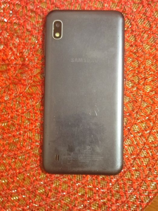 Продам телефон samsung a10