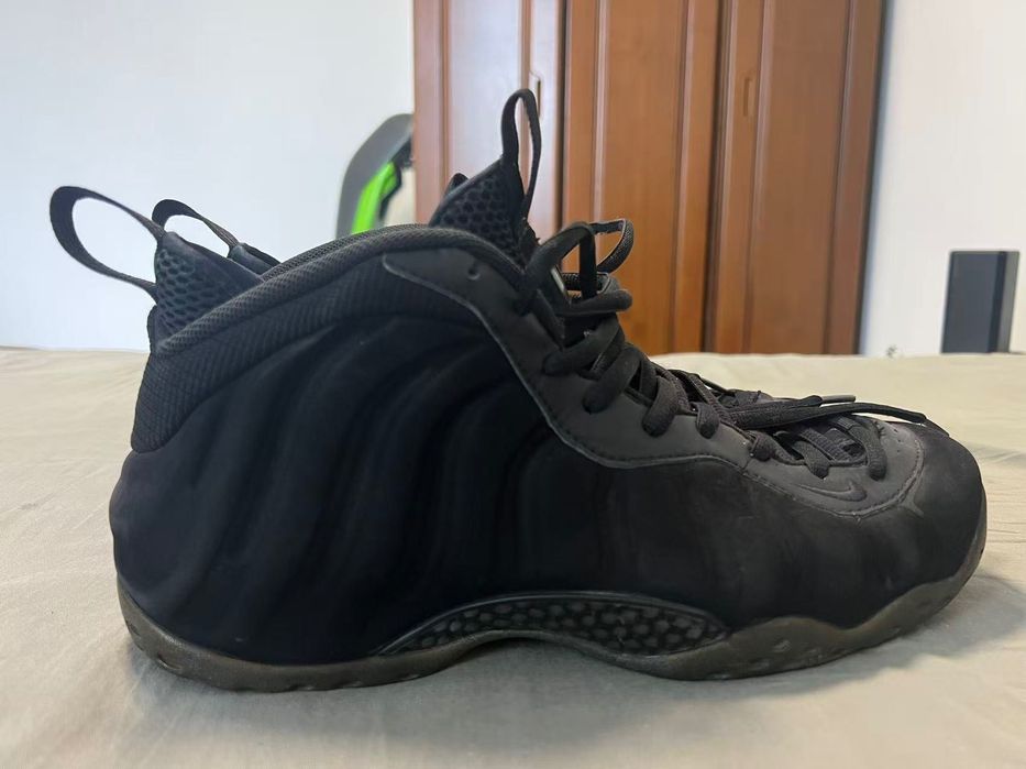 Nike air foamposite one prm triple black suede rozmiar 45