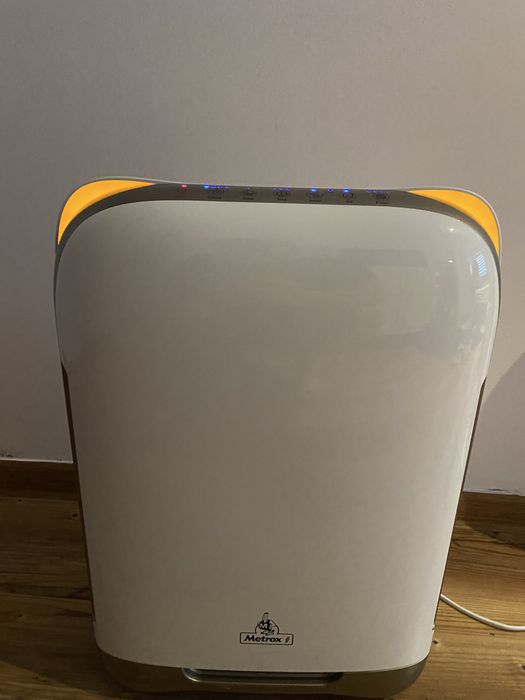 Oczyszczacz powietrza z filtrami