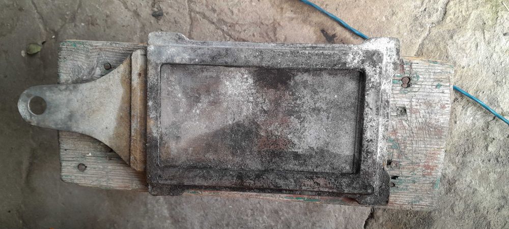 продам задвижку для печі