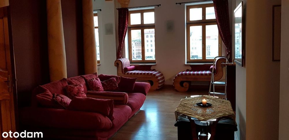 Przestronny i elegancki apartament na Rynku - luxus!