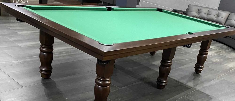 Stół Bilardowy AKROPOL 9 FT z blatem nakrywającym fornirowanym dębem