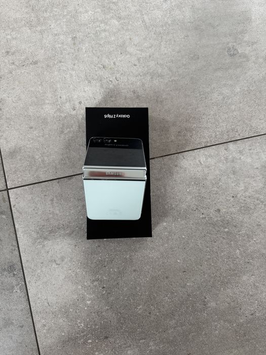 Samsung Galaxy Z Flip 5