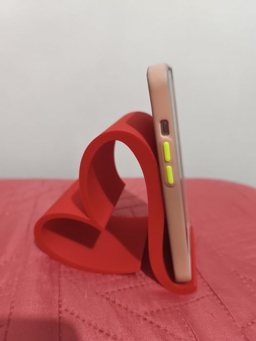 Suporte para telemóvel em formato coração