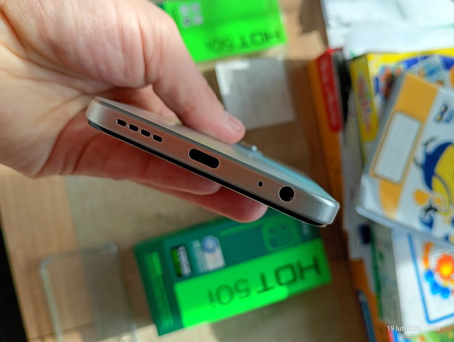 Infinix Hot 50i. Jak nowy.