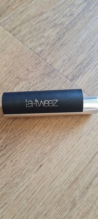 Pęseta z lusterkiem i światełkiem
