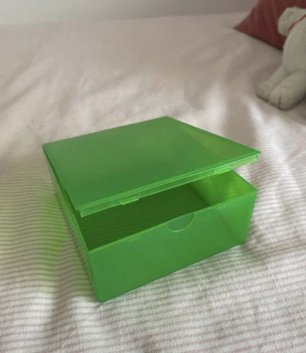 Caixa para guardar cartas pokemon