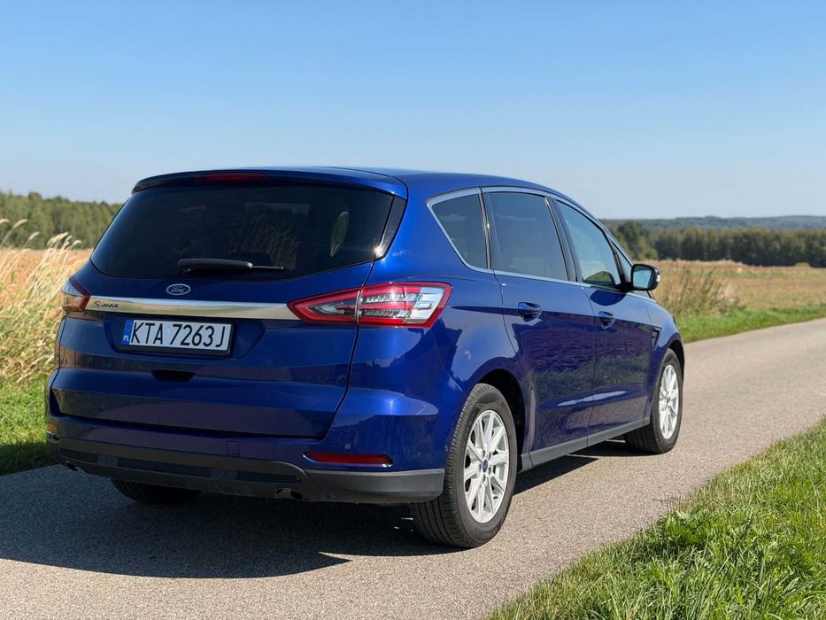 Ford S-MAX MK2 2017r