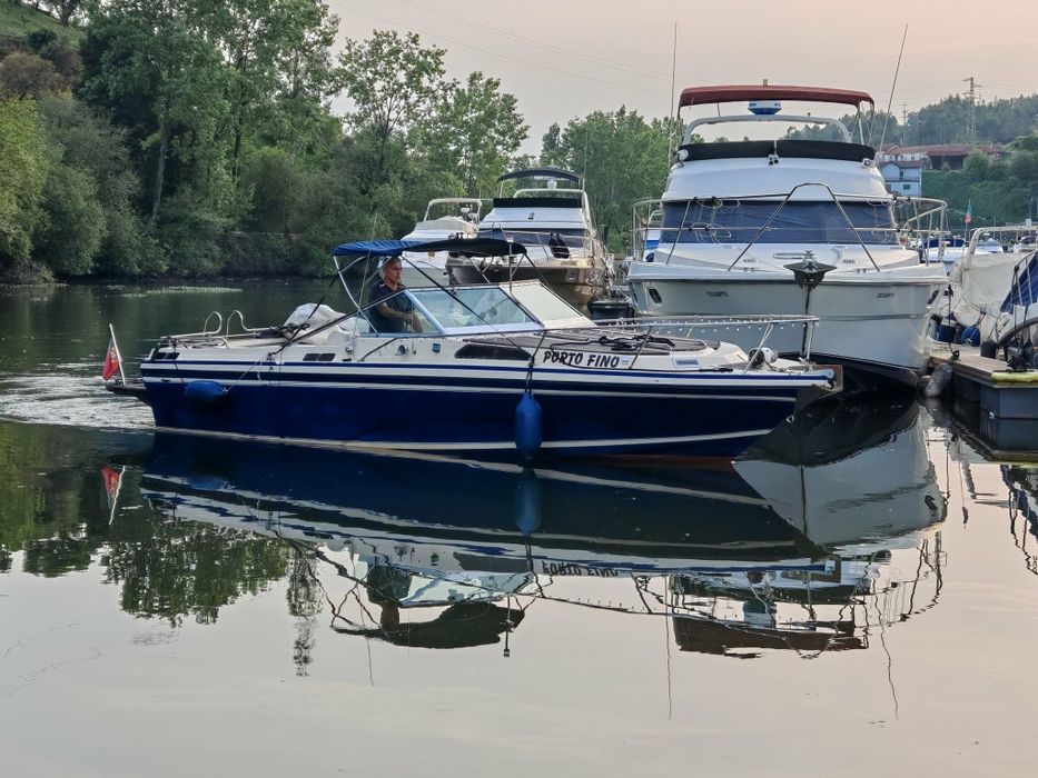 Glastron 28" Volvo penta Diesel