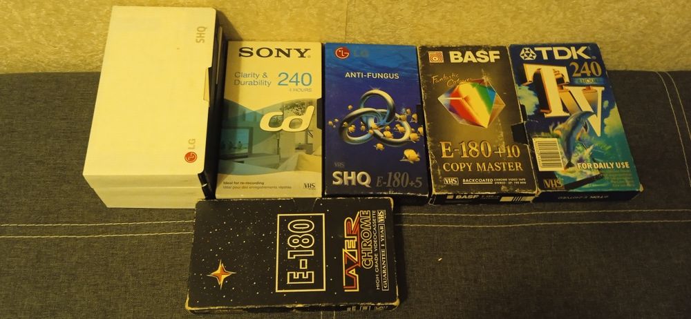 Продам касети VHS.