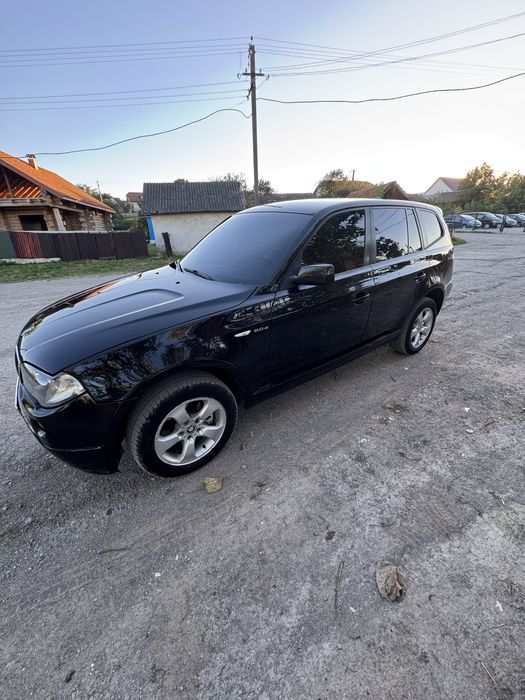 BMW X3 E83     2.0d    Повний привід xDrive