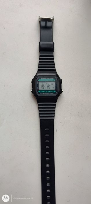 Продам casio w 86