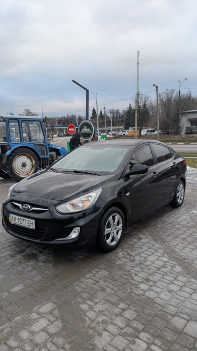 Продам Hyundai accent хюндай акцент 2013