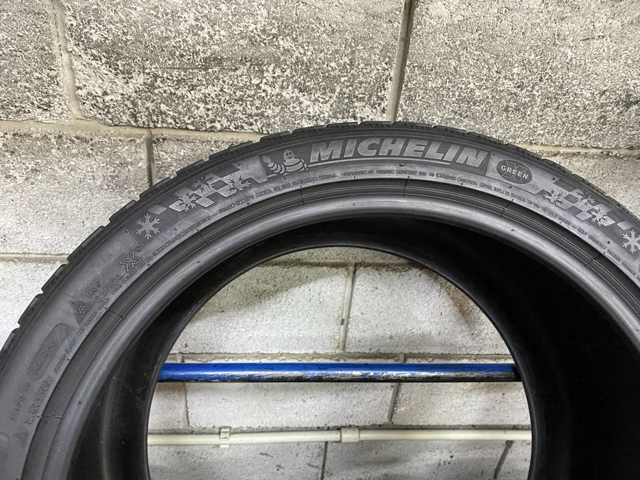 Зимові шини 295/30 R20 (97V) MICHELIN