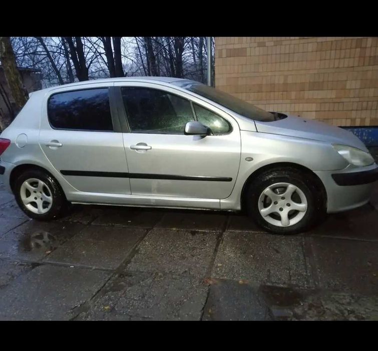 Peugeot 307 2002 року на автоматі